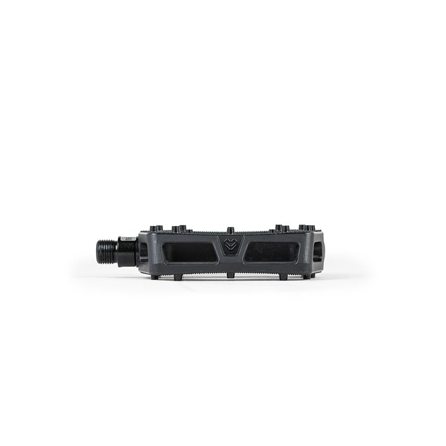 Eclat Seeker Platform Pedals Body: Nylon Spindle: Cr-Mo 9/16'' Black Pair