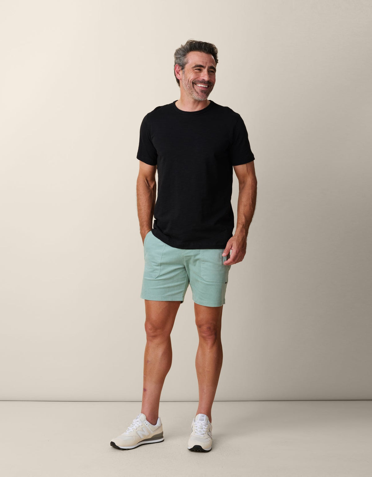 SOLID BLACK - SLUB PIMA TEE