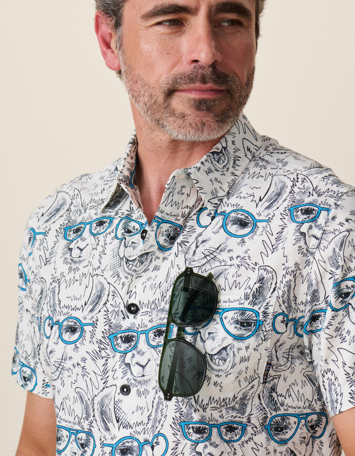 LLAMA M.D. - 7-SEAS™ BUTTON UP