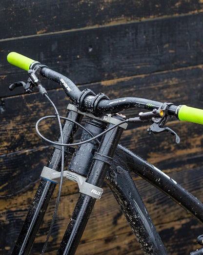 SPANK SPIKE Grip 33