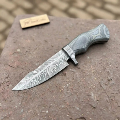 Bobcat Style Drop Point Hunting Knife Feather Damascus Blade Gray Pakka Wood Handle EDC Fixed Blade