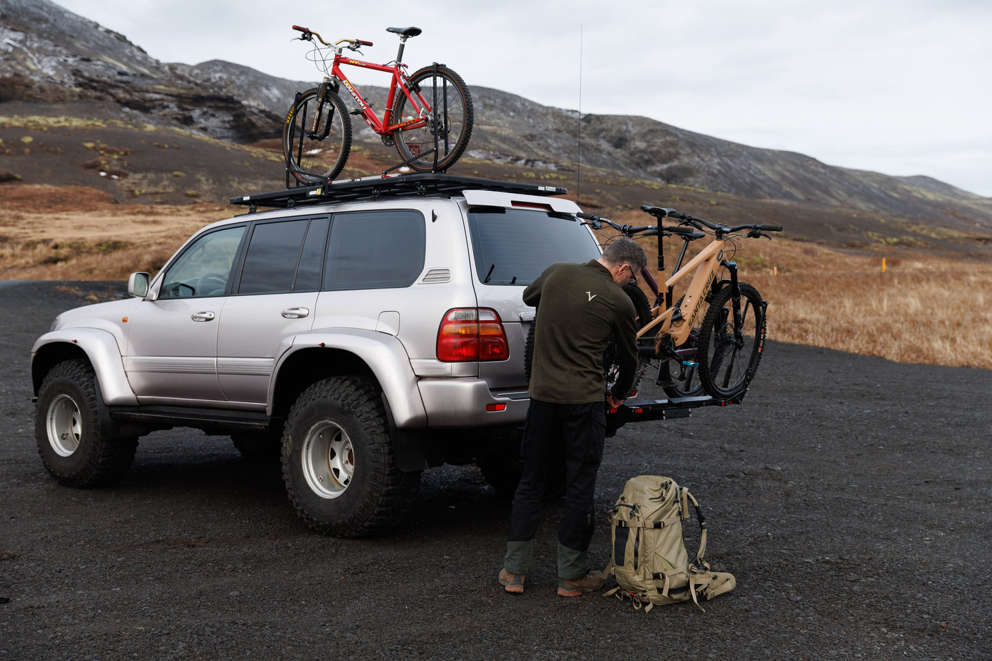 Men's Expedition 1/4 Zip Top