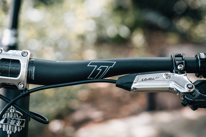 The Crockett Carbon Handlebar