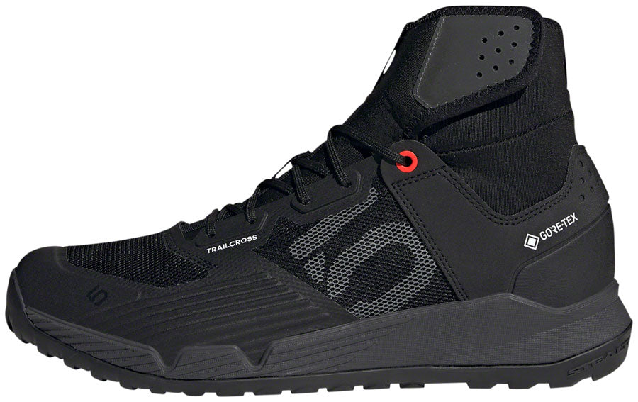 Five Ten Trailcross GTX Flat Shoes - Men's Core BLK / DGH Solid Gray / FTWR White 10