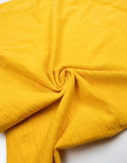 SOLID MUSTARD - SLUB PIMA TEE