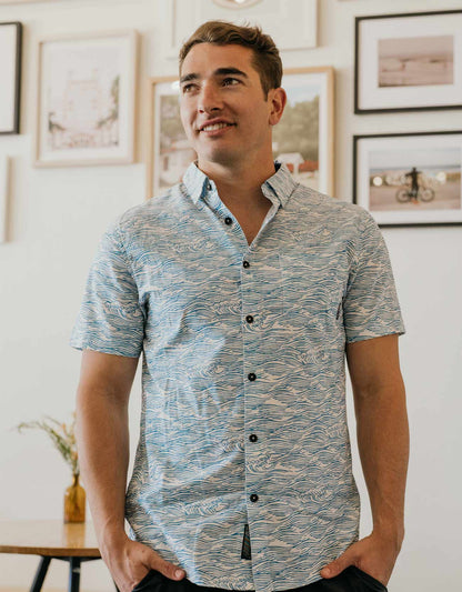 ROLL TIDES - LIGHT BLUE 7-SEAS™ BUTTON UP