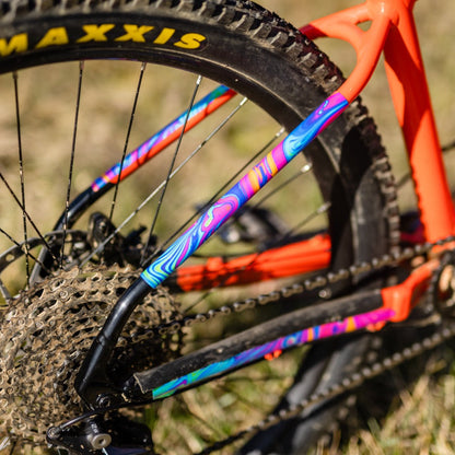 Oil Slick Frame Keeper