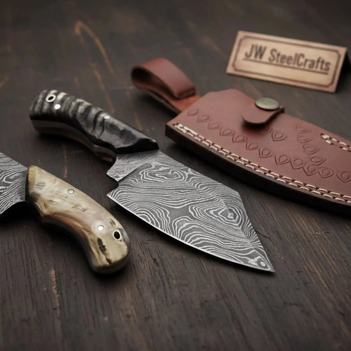 6-Inch Forged Damascus Skinning Knife — Ram Horn Handle, Full Tang & Leather Sheath | JW Steel Crafts