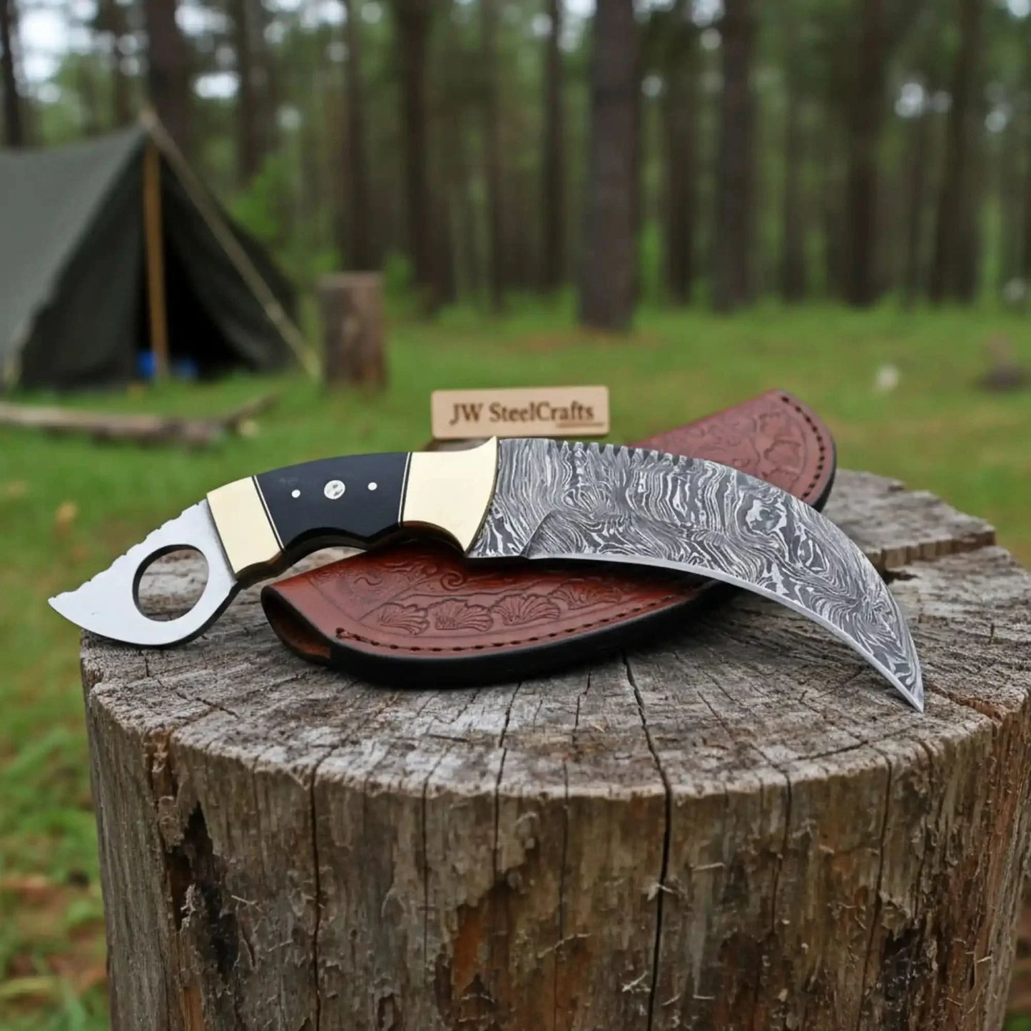Damascus Steel Karambit 5 Inch Curved Blade Durable Full Tang Design