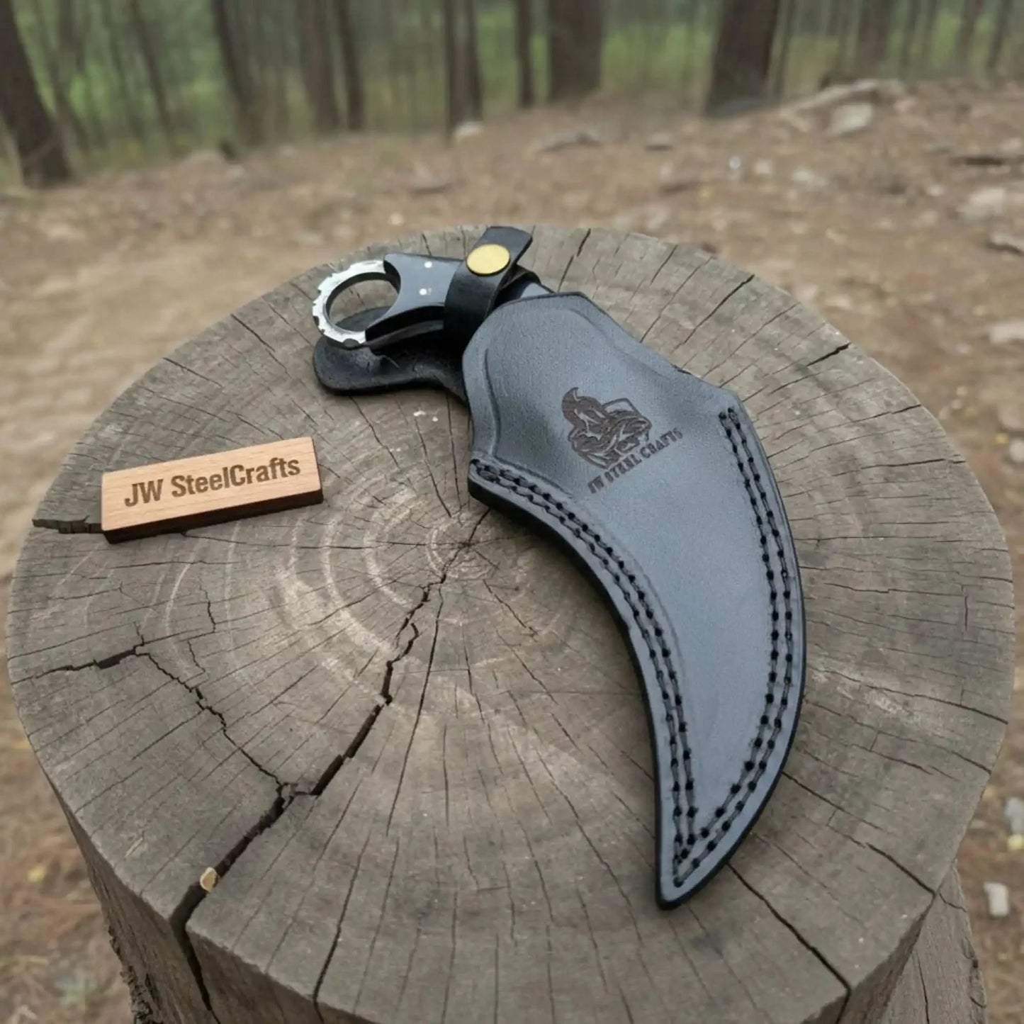 Handmade Damascus Karambit Knife with Horn Handle and Finger Ring