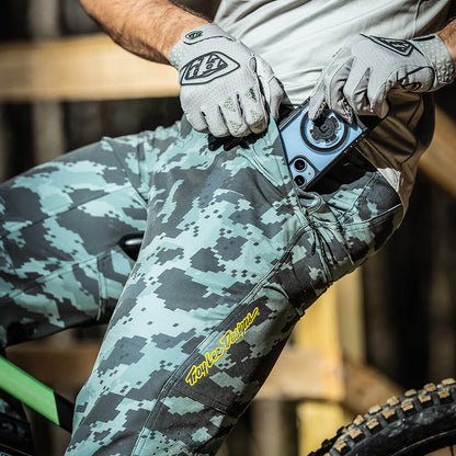Troy Lee Designs Skyline Digi Camo Pant – Howler Bike Park